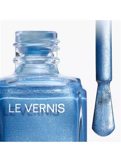 LE VERNIS Longwear nail colour 179 .